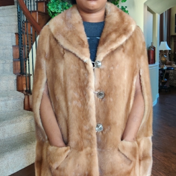 Vintage Mink Fur Poncho Coat - Picture 10 of 16